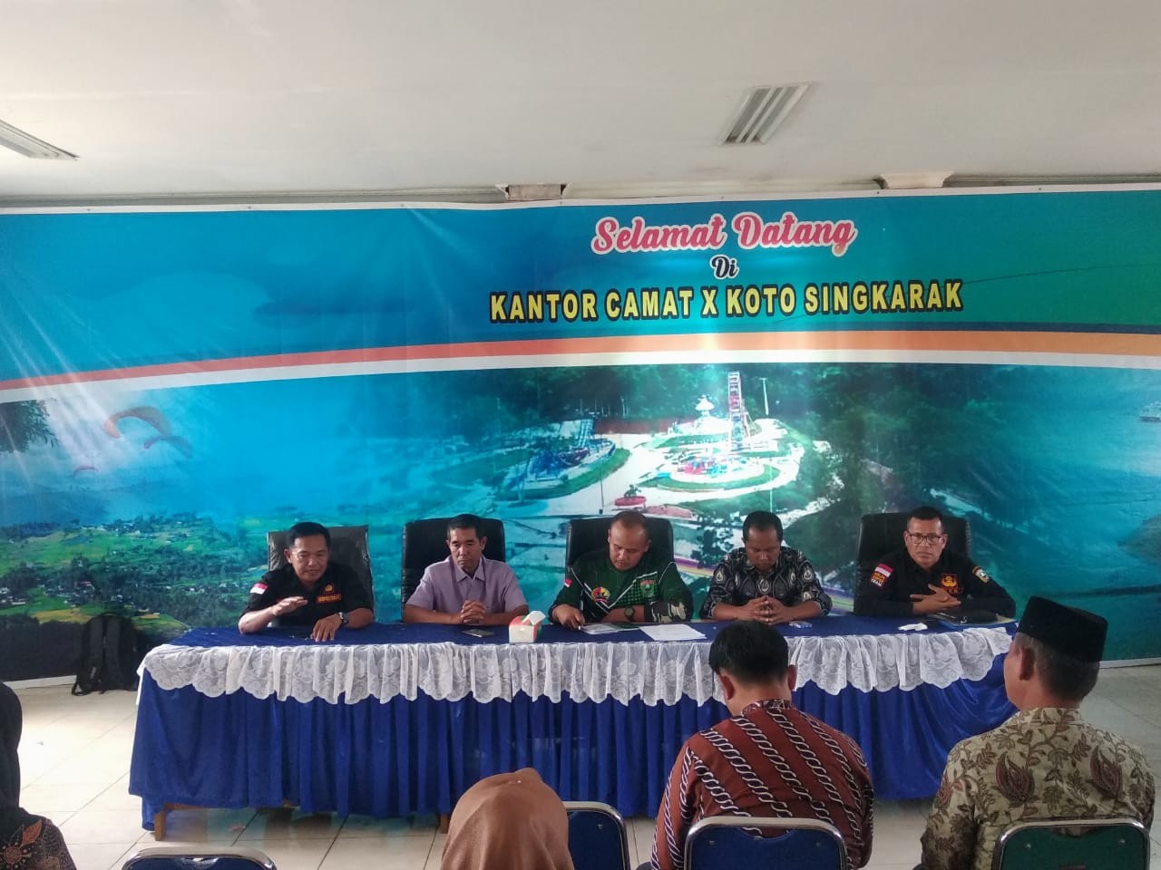 Penutupan acara monev tutup buku semester awal kec. X Koto Singkarak Kamis 28 Juli 2022 di Aula Kant